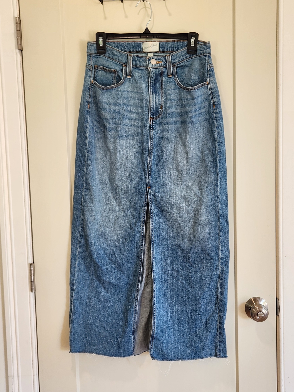 Universal Thread High-Rise Denim Maxi Skirt with Front Slit Size 6